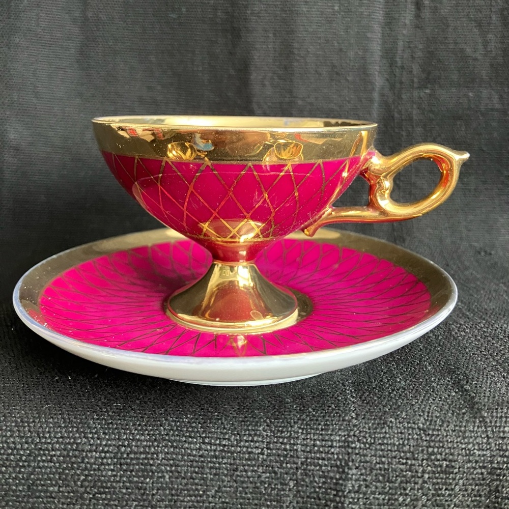 Dublin Fine China Coffee Cup and Saucer (Set of Six) - Picture 5 of 13